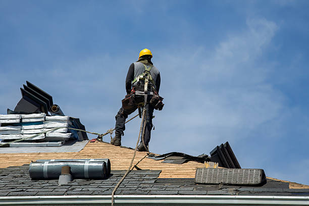 Professional Roofing technician working in Bernardsville, NJ